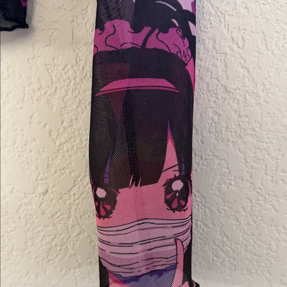 ROMWE Black and Pink Sheer anime Crop Top - Picture 5 of 8